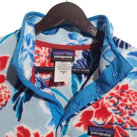 Patagonia Lightweight Synchilla Snap-T Pullover Blue Floral Size Medium - Picture 3 of 6